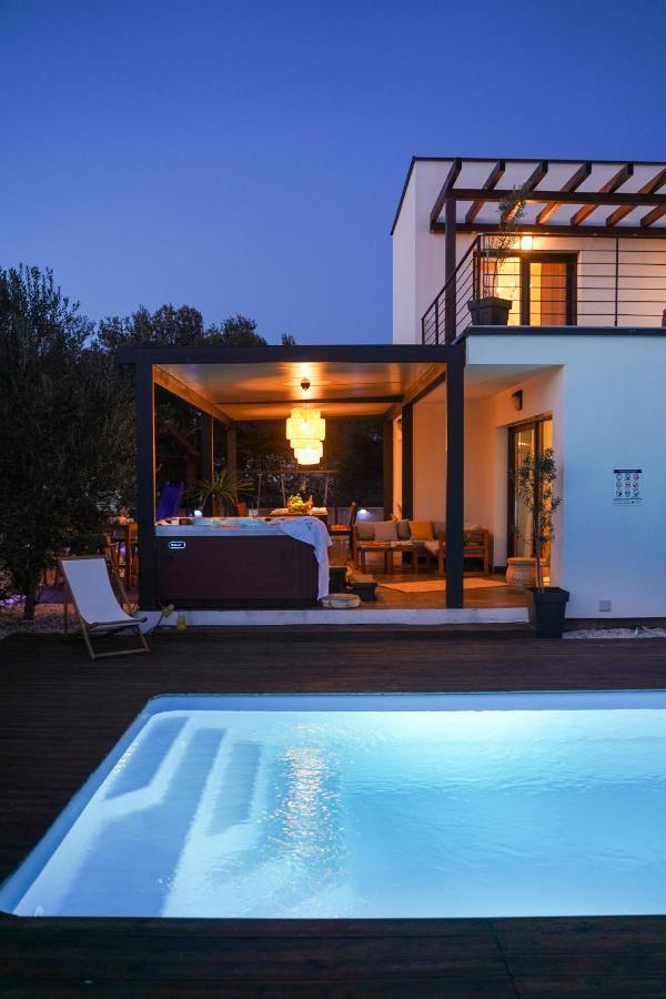 Villa Suncica With Heated Pool, Jacuzzi And Bikes Near Zadar Sukošan エクステリア 写真