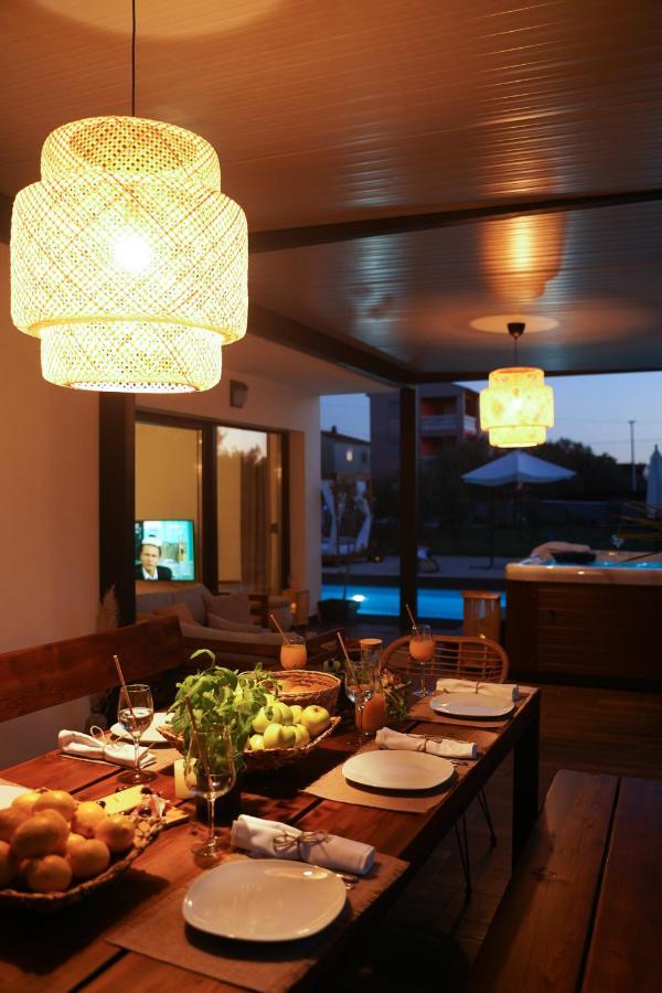 Villa Suncica With Heated Pool, Jacuzzi And Bikes Near Zadar Sukošan エクステリア 写真